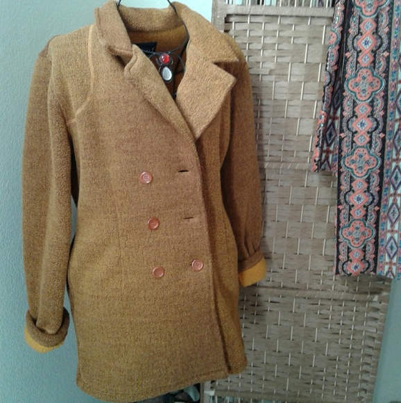 Trendy heavy burnt orange coat - Picture 5 of 6